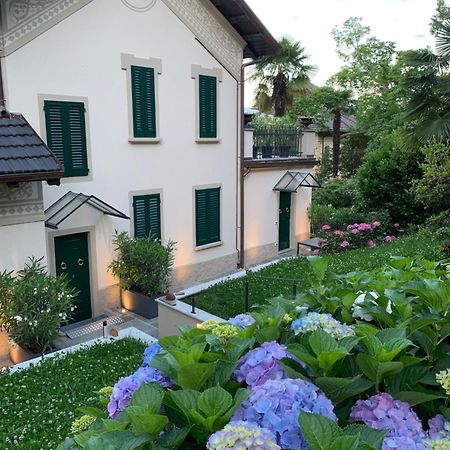 Giardini Magnolia Apartment Белджирате Екстериор снимка