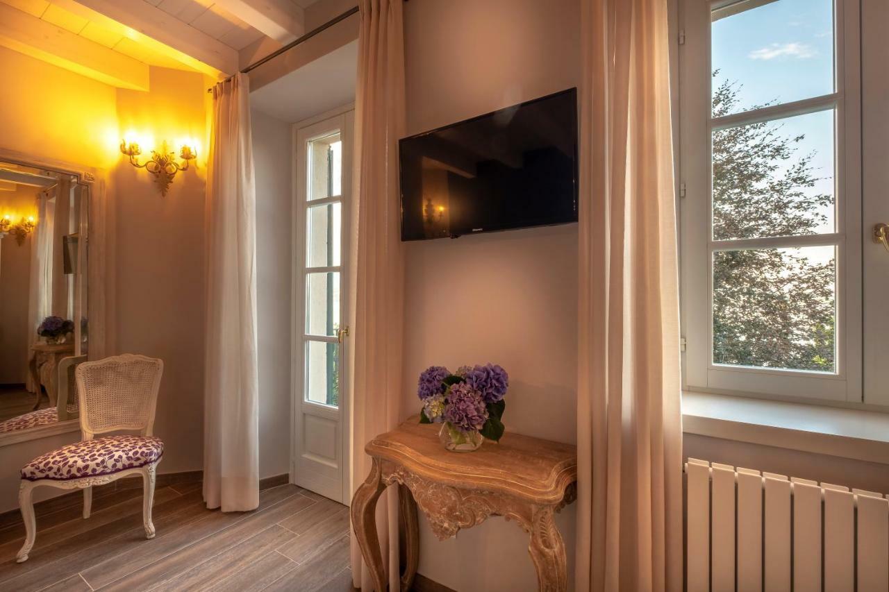 Giardini Magnolia Apartment Белджирате Екстериор снимка