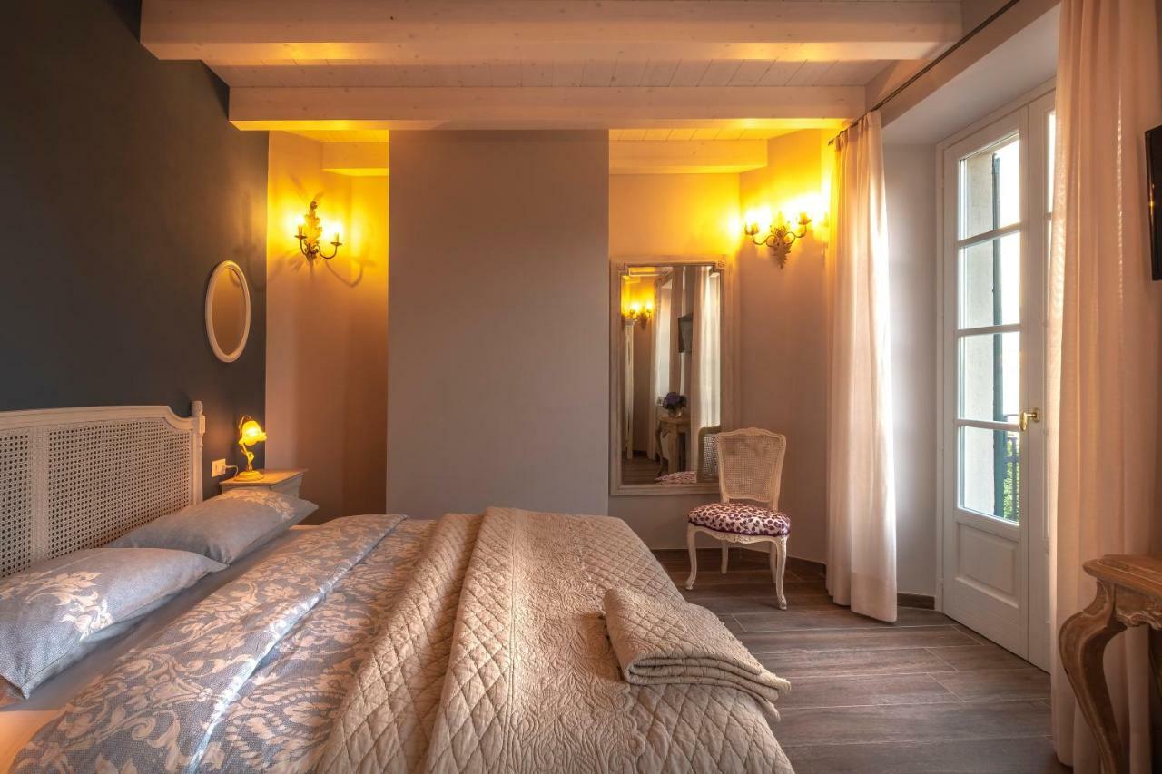 Giardini Magnolia Apartment Белджирате Екстериор снимка